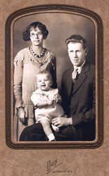 Young Orion Samuelson and Parents
