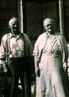 Charles and Mary Weineke in 1941