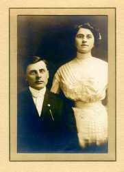 Wedding of John and Louisa Ackerman, 1913